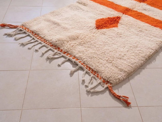 Image 1 of Tapis berbère en laine authentique 200cmx150cm