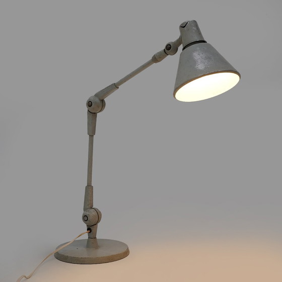 Image 1 of Stilnovo scharnierende tafellamp, 1960