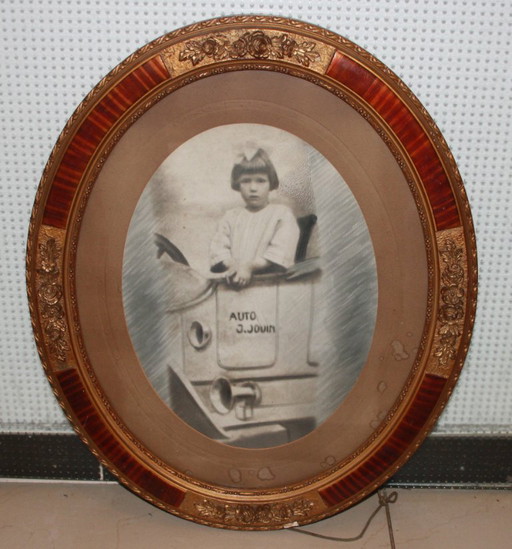 Antique oval portrait with child – ca. 1900 – “AUTO J. JOUIN”