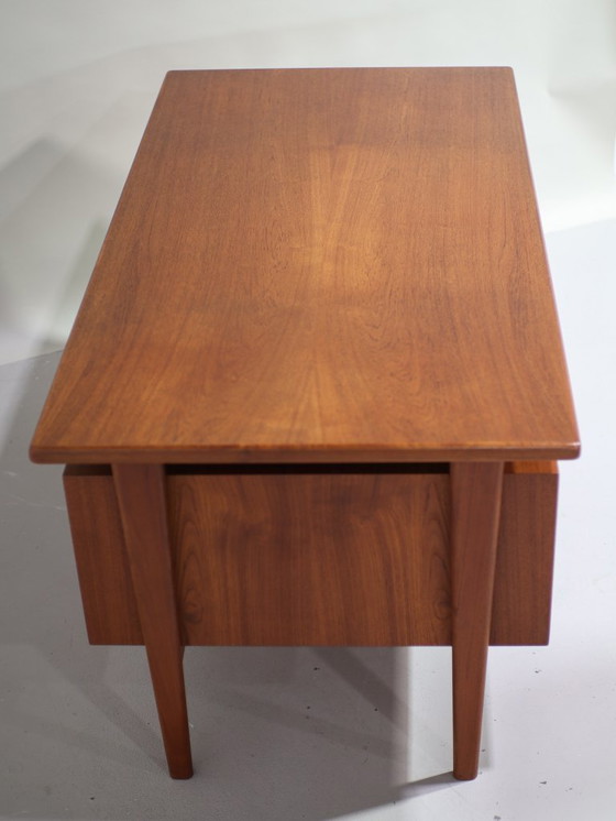 Image 1 of Bureau Kai Kristiansen FM60 in teak vintage design Deens