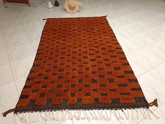 Image 1 of Tapis bérbere décoré tissé en laine 250cmx150cm 