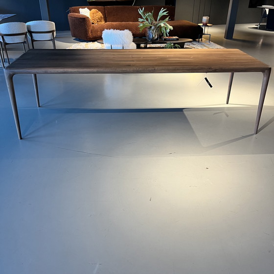Image 1 of Artisan Latus eetkamertafel Europees walnoot 260x90x76