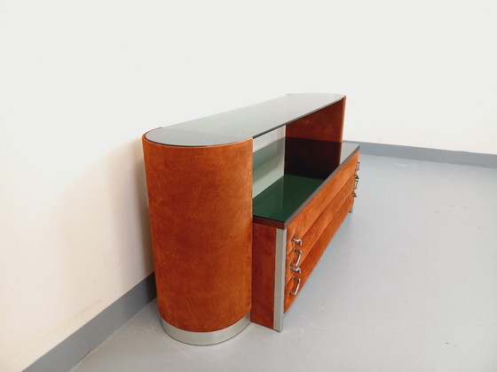 Image 1 of Coiffeuse vintage design italien en velours suédine, chrome, verre fumé et miroir des années 70 80