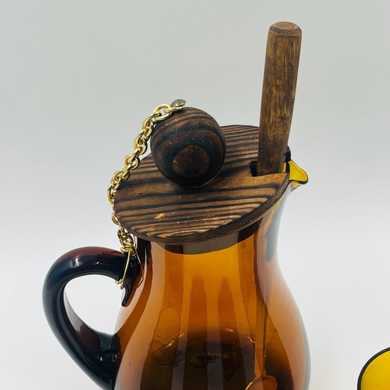 Vintage Sangria Set in Amber Glass and Wood – Glass & Decanter (photo 3 of 13)