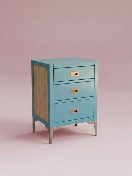 Restaurierter Mindi-Holz-Akzentschrank – ladekasten, Wood (photo 2 of 6)