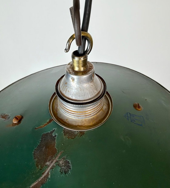 Industrial Green Enamel Light, 1950s – Pendant lamps, Iron, Metal (photo 8 of 17)