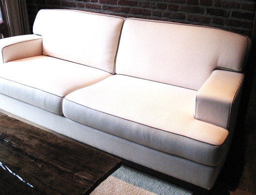Sofá disponible