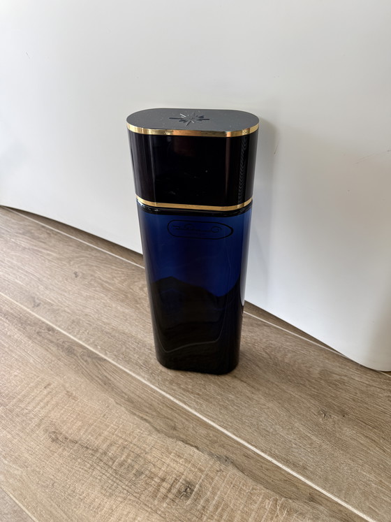 Image 1 of Grande bouteille factice Oscar de la Renta