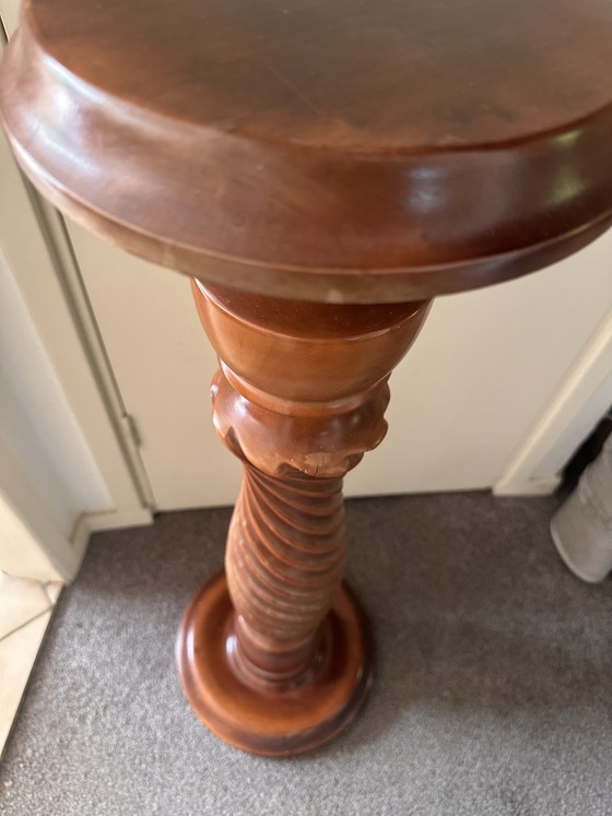 Image 1 of Supporto per piante antico in legno con colonna tornita