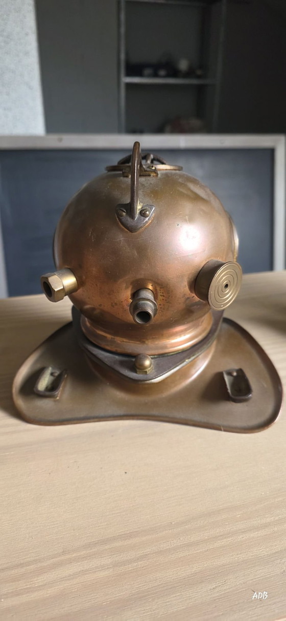 Coole dekorative Kupfer-Taucherhelm – Dekorative Objekte, Messing (photo 2 of 5)