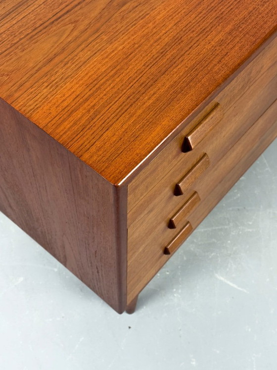 Danish Teak Chest of Drawers by Børge Mogensen for Søborg Møbelfabrik, 1960s – Wood, Vintage (photo 11 of 17)