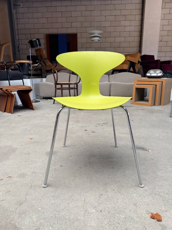 Bernhardt Design Orbit chair, Ross Lovegrove (Bestand: 3) – Stühle und Loungesessel, Kunststoff, Chrom (photo 6 of 11)