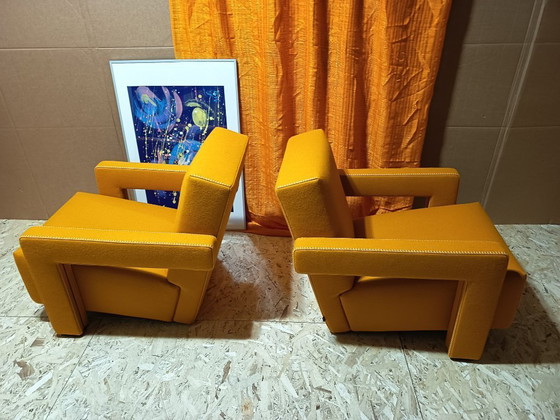 Image 1 of CASSINA Paire de fauteuils Utrecht 637 NEUF 2026 en laine KVARD Moutarde par Gerrit Rietveld