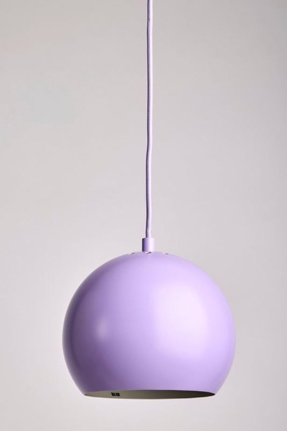 Image 1 of 2x Frandsen Ball Ø18 – Loud Lilac / Purple