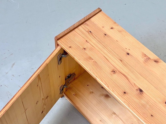 Buffet vintage en pin, années 1970 – Buffet bas, Wood (photo 15 of 15)