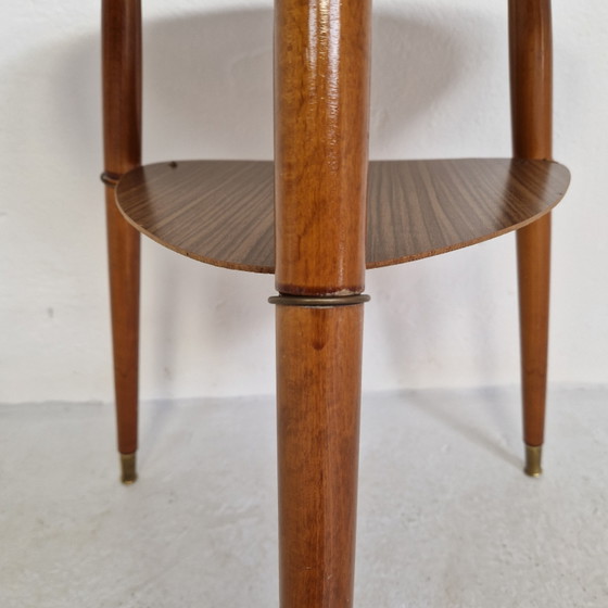 Image 1 of Jolie table d'appoint vintage marron années 70