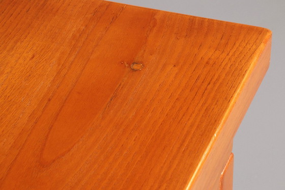 Image 1 of Italiaanse architectonische ladekast in essenhout