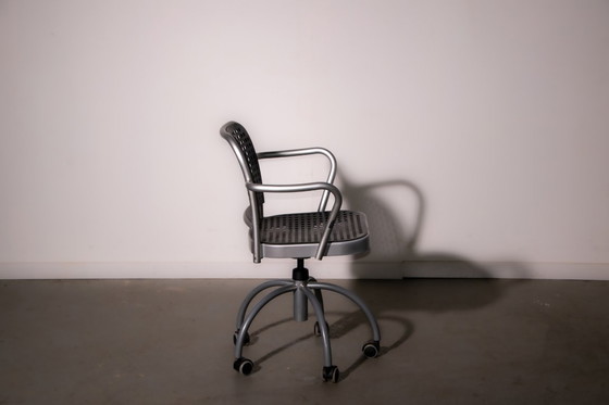 Image 1 of Silberner Bürostuhl von Vico Magistertti für De Padova