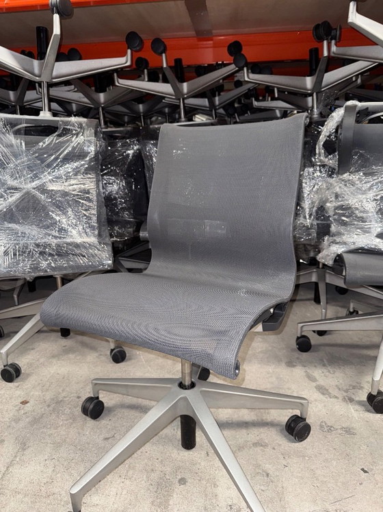 Image 1 of Herman Miller Setu (45 exemplaires disponibles) – Remis à neuf | Ergonomique | État impeccable