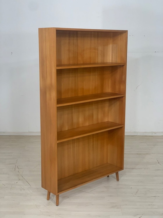 Image 1 of Libreria di metà secolo Libreria armadio vintage