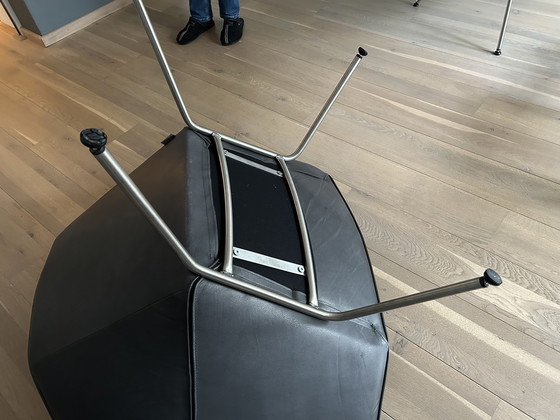 Image 1 of Label Van Den Berg