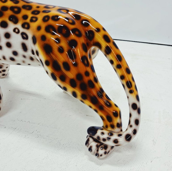 Image 1 of Statue de léopard en céramique