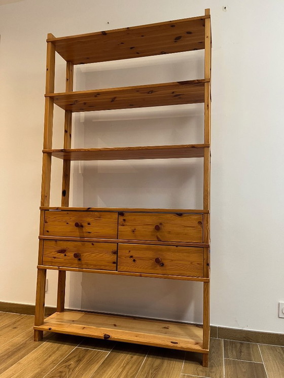 Image 1 of Grande scaffale/libreria in pino degli anni '80/'90