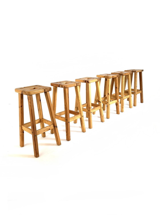 Image 1 of 6x grenenhouten barkruk, stijl Olof Ottelin ‘50