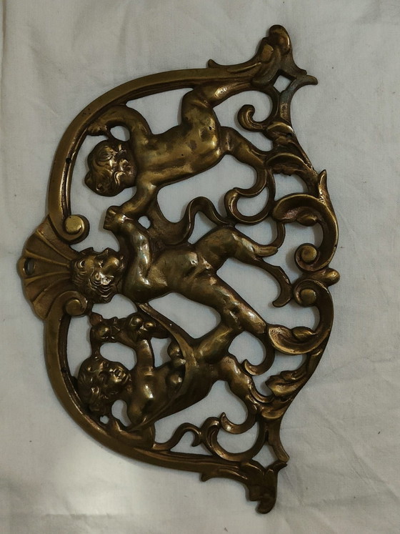 4 Figure in bronzo con cherubini – Decorazioni murali (photo 2 of 9)