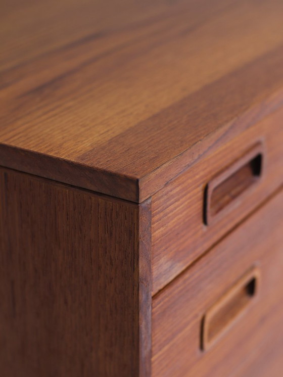Image 1 of Hundevad Dänische Teakholzkommode aus den 1960er Jahren