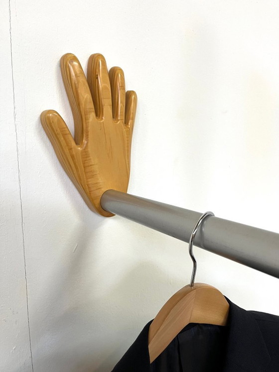 Image 1 of Porte-manteau mural postmoderne en forme humaine, années 1990.