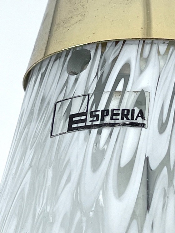 Image 1 of Lustre rare et imposant en verre de Murano et laiton, signé Esperia, par Angelo Brotto. Italie, années 1970.