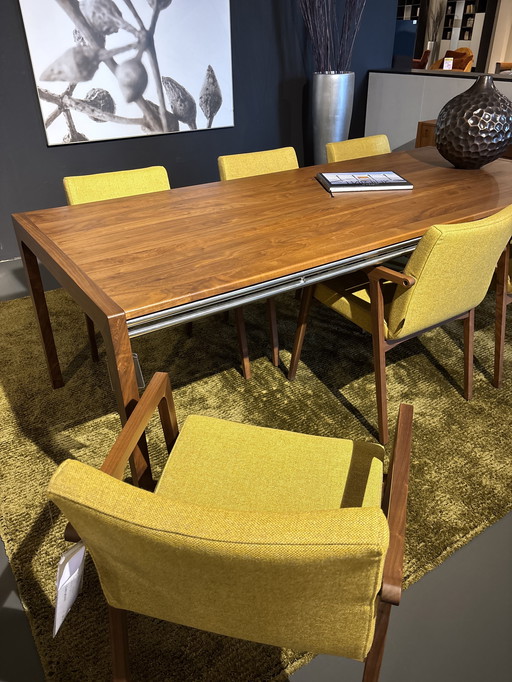 Harvink Splinter Noten gelakte tafel