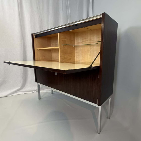 Europ series bar cabinet by Pieter de Bruyne for V-Form – Liquor cabinets, Metal, Glass (photo 29 of 38)