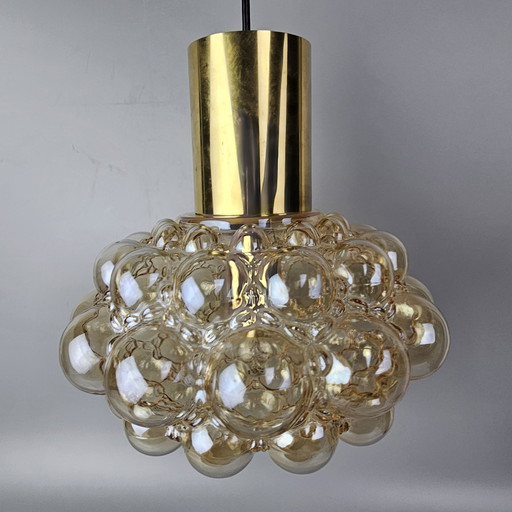 Lampe suspendue vintage en verre de Glashutte Limburg. Design par Helena Tynell. Verre et laiton. 1960, Allemagne.