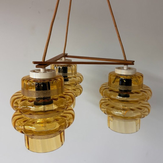 Image 1 of Vintage amberkleurige plafondlamp met 3 kappen