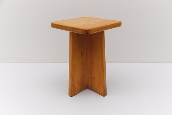 Image 1 of Conjunto de 6 taburetes de roble al estilo de Pierre Chapo, Francia, años 60