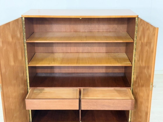 Image 1 of Vintage linnenkast / Kledingkast uit het midden van de vorige eeuw / Kast uit de jaren 60