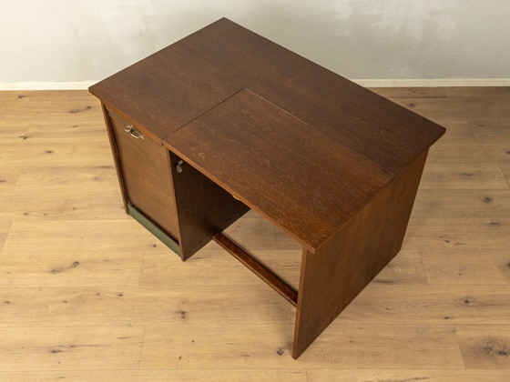 Schreibtisch aus den 1950er Jahren – Wood, Brass (photo 12 of 12)