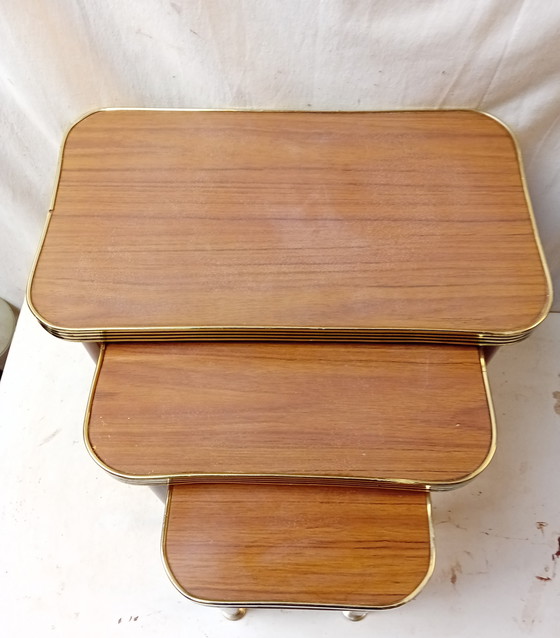 Image 1 of Retro-Tischnest