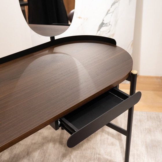 Image 1 of Calligaris Madame Schminktisch / Schreibtisch