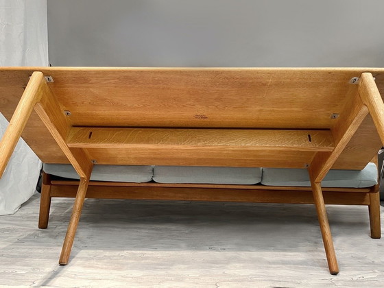 Image 1 of Table basse originale Hans J. Wegner GE 290 GETAMA, design danois du milieu du XXe siècle