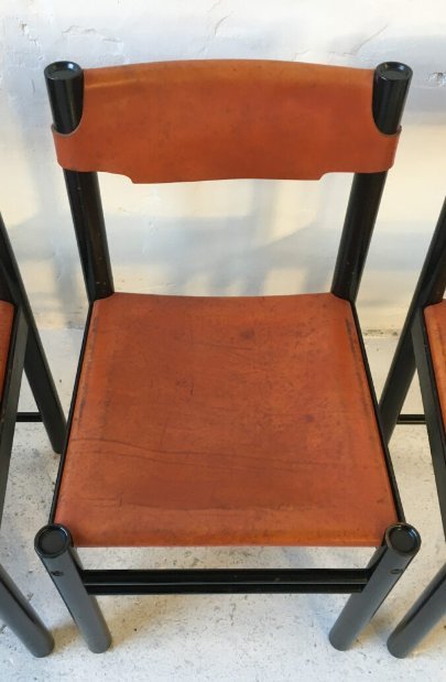 Image 1 of 4x Ibisco Ipso Facto Chairs