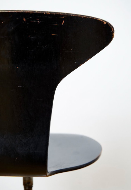 Image 1 of Page 1 of 15 Arne Jacobsen 3115 Mosquito Office Chair for Fritz Hansen