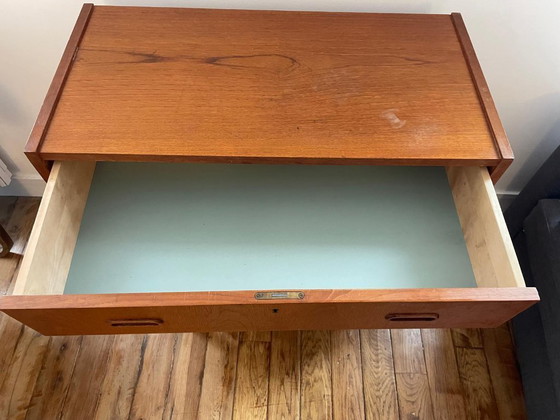 Image 1 of Vintage Scandinavische teakhouten ladekast met 4 laden