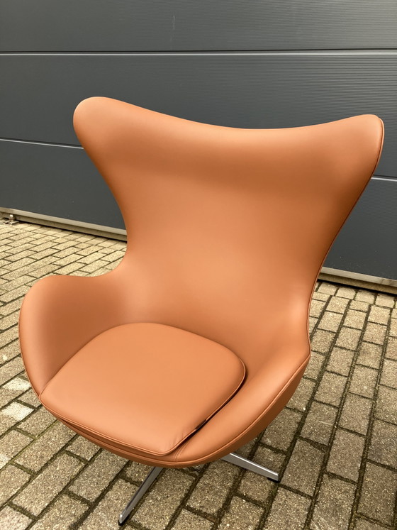 Image 1 of Sillón Egg de Fritz Hansen en piel color coñac, ¡en perfecto estado!