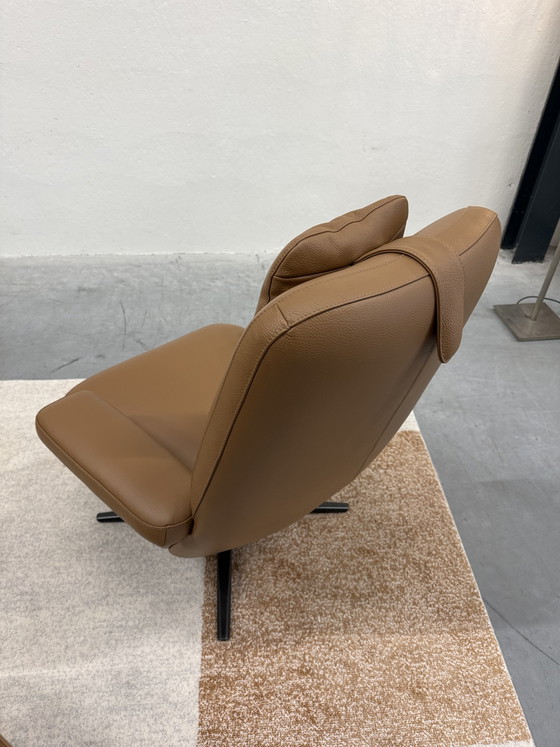 Image 1 of Leolux Evidence Entro Two Fauteuil hoog Bruin leer
