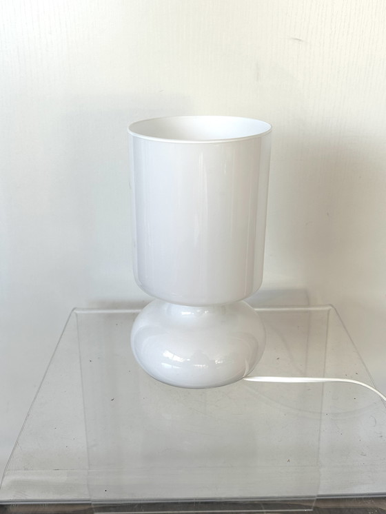 Image 1 of vintage witte IKEA Lykta mushroom tafellamp van handgemaakt opaalglas lamp