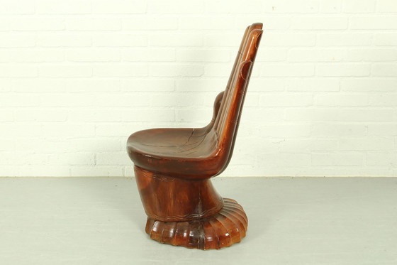 Image 1 of Hand Chair Surrealistischer skulpturaler Sitz (Stil der 1970er Jahre)