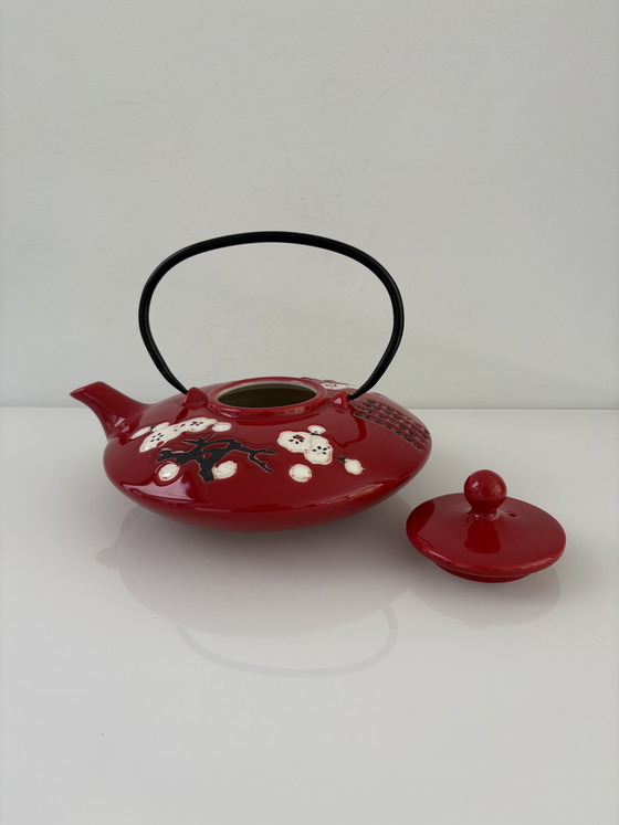 Image 1 of Traditional Japanese teapot in red ceramic, 700 ml capacity